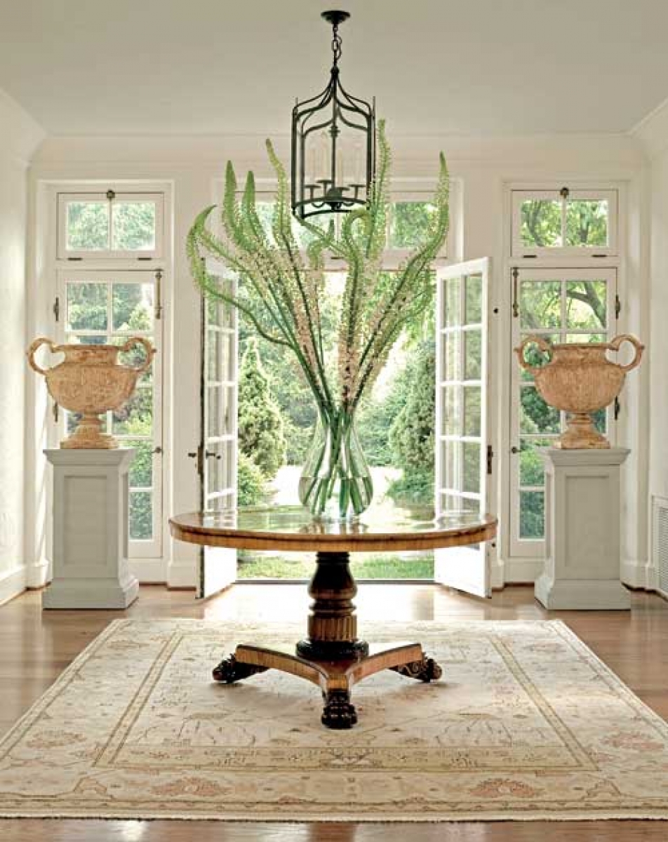 Inlaid center table / robuck.co